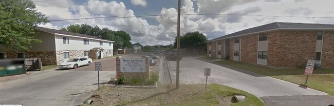 Foto del edificio - 307 S Bryan St