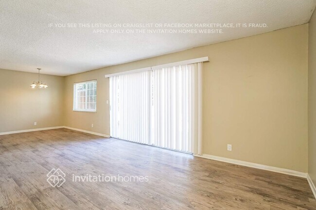 Foto del edificio - 2164 Athens Ave