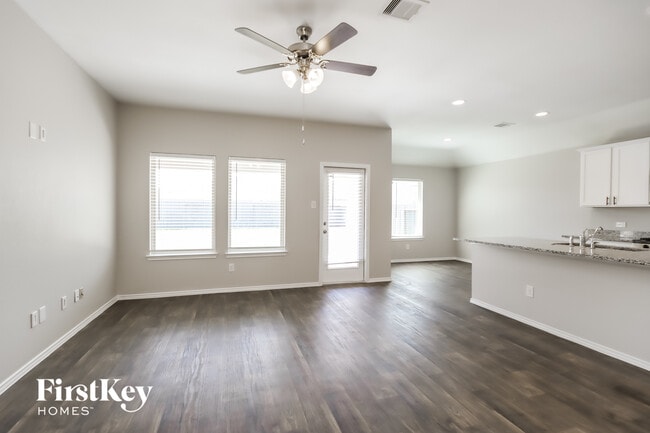 Building Photo - 18286 Eaton Mill Dr