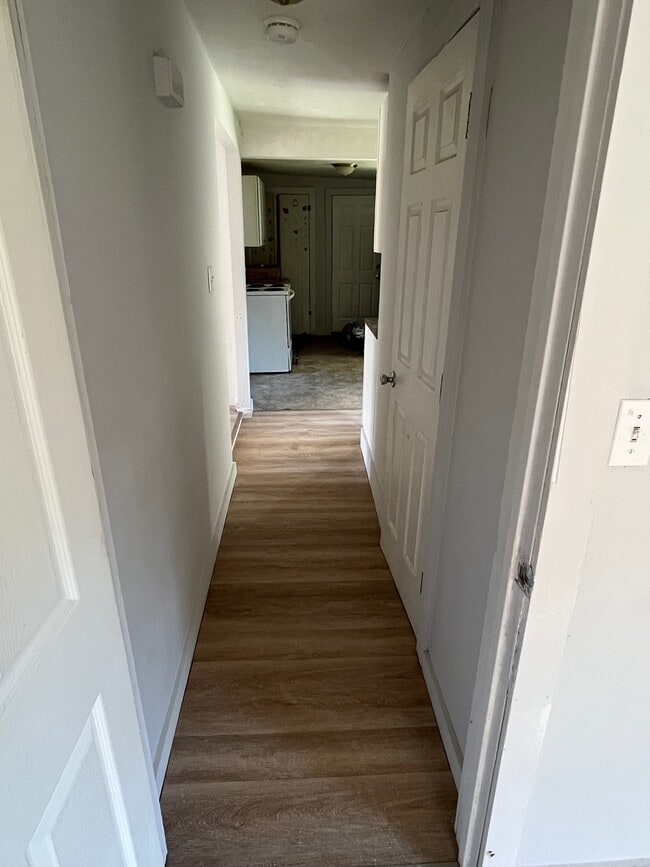 Building Photo - 24 Washburn St