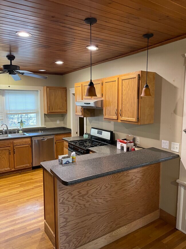 Foto del edificio - 378 W Main St