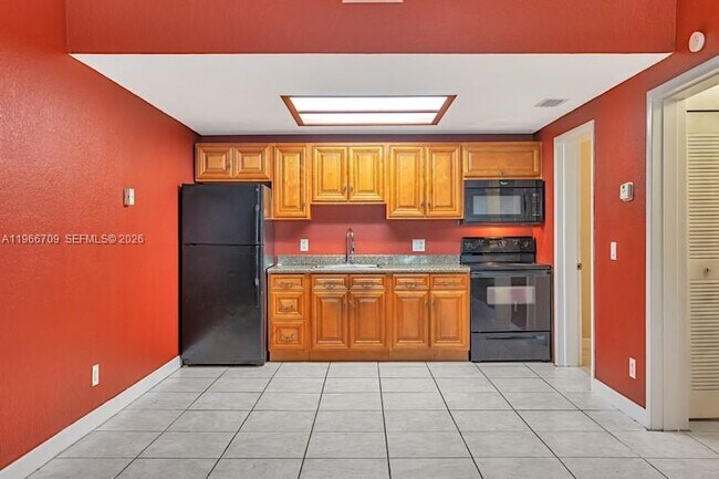 Foto del edificio - 7166 Southgate Blvd