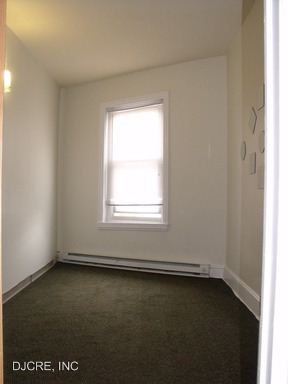Building Photo - 1234 Point Breeze Ave