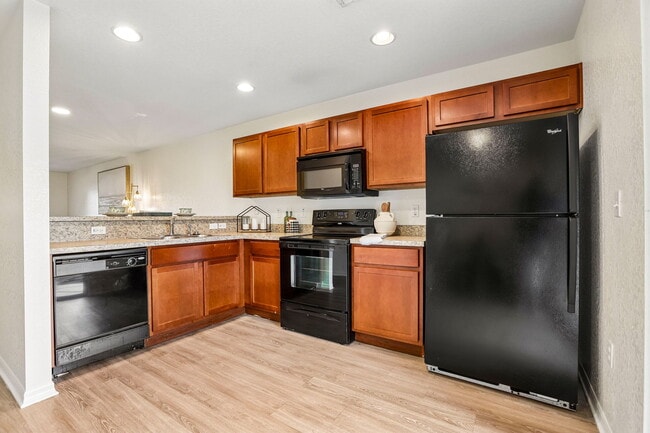 Building Photo - The Villages at Laurel Meadows