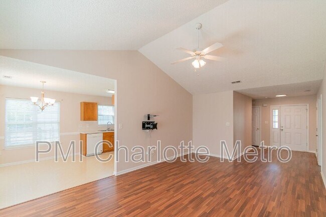 Building Photo - 2121 Genesis Dr