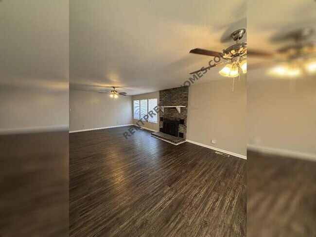 Foto del edificio - 7610 Choctaw Rd