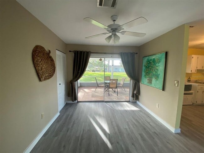 Foto del edificio - 2436 Shenandoah St