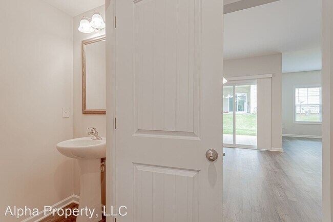 Foto del edificio - 3 br, 2.5 bath House - 102 Sweet Almond Ct