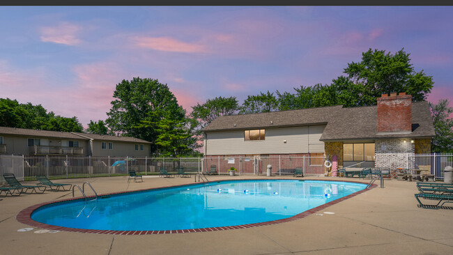 Building Photo - Westpark Townhomes