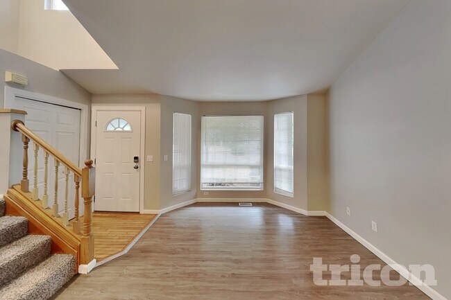 Foto del edificio - 6295 Grandridge Dr SE