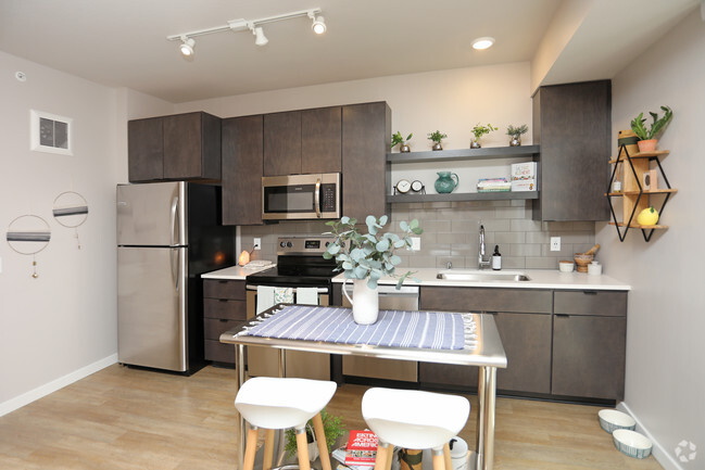 1BR, 1BA, Model - 549 SF - Lowa46