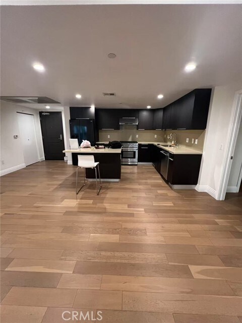 Foto principal - 2939 Leeward Ave