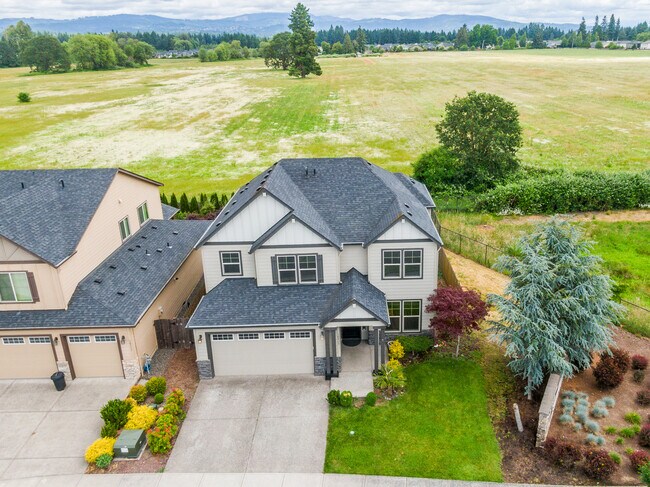 Foto del edificio - 10513 NE 144th Ave