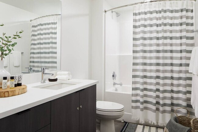 Foto del edificio - 1122 Madison St