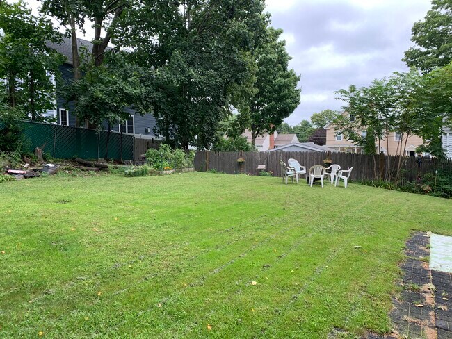 Foto del edificio - 13 Emerald St