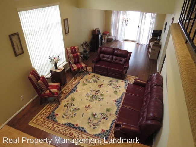 Building Photo - 50 Colony Dr