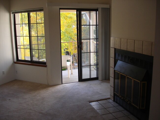 Living Room - 4862 E Kentucky Ave