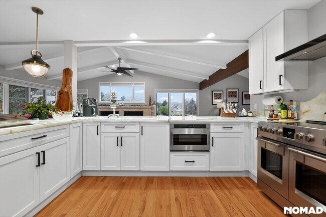 Foto del edificio - 8433 Sawtooth Ln
