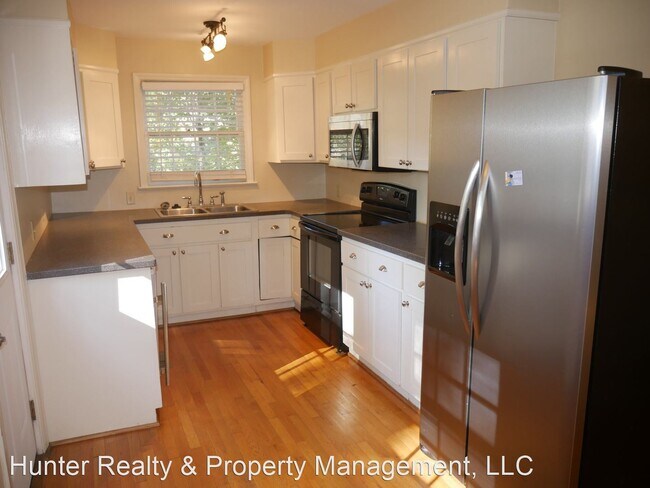 Building Photo - 4 br, 2 bath House - 2434 Rosewood Ave