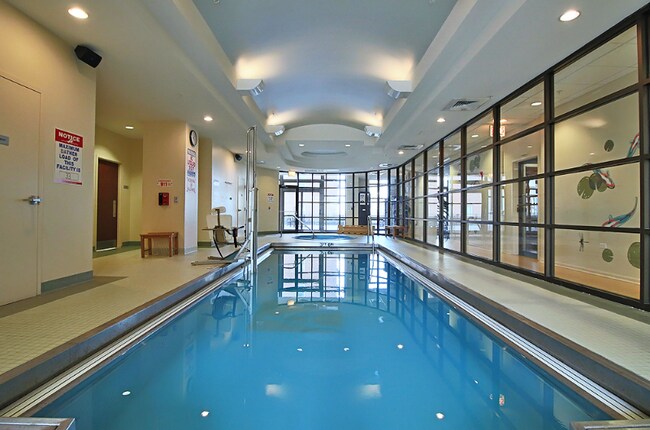 Foto del edificio - 6 E 9th St