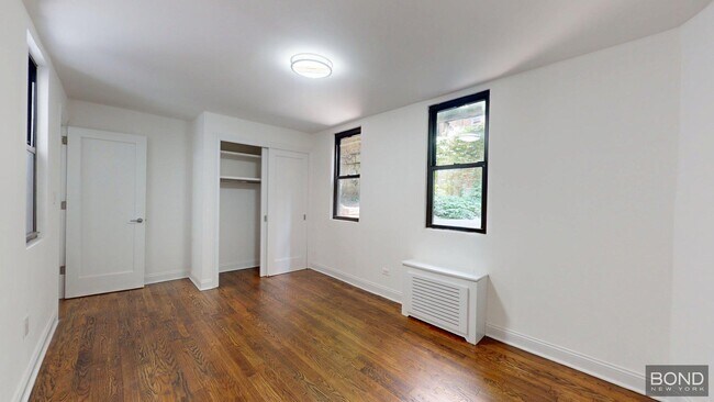 Foto del edificio - 147 E 72nd St