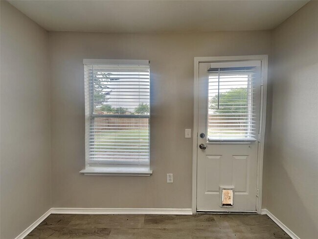 Foto del edificio - 12529 Sky Harbor Dr
