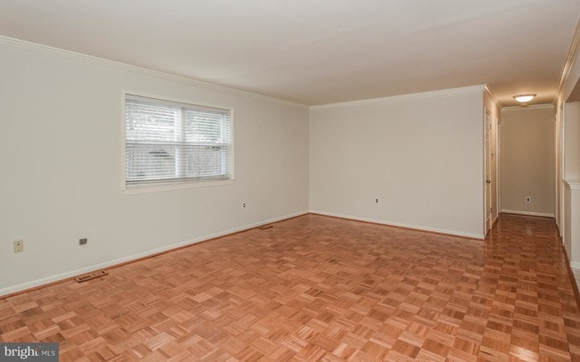 Building Photo - 805 Wyndmoor Ave