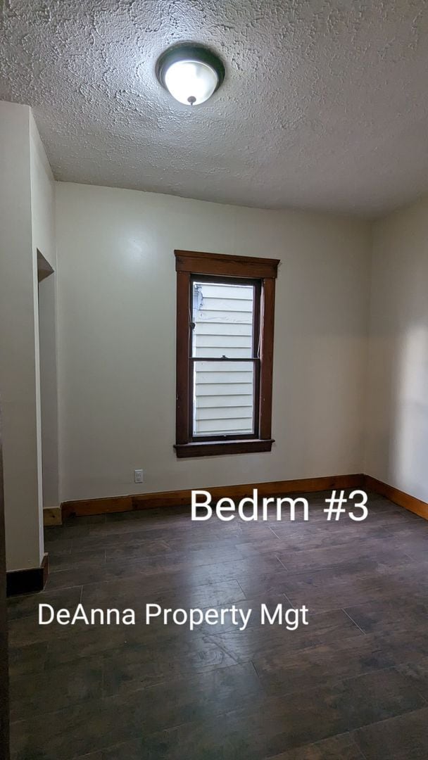 Foto del edificio - 3-Bedroom Duplex