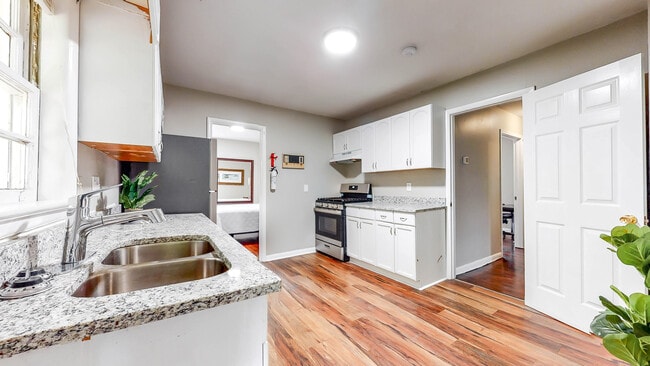 Foto del edificio - 255 Hermer Cir NW