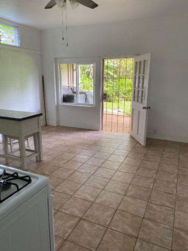 Foto del edificio - 5864 Ohe St