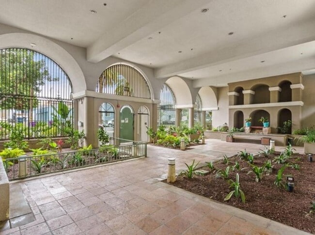 Building Photo - Step into luxury living with this exquisite 2 bedroom 2 bath 3rd floor condo at Emerald Villas