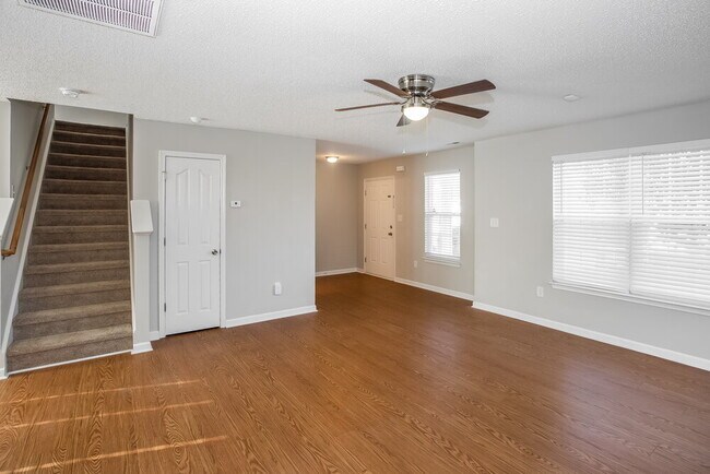 Building Photo - 6720 Fortescue Dr