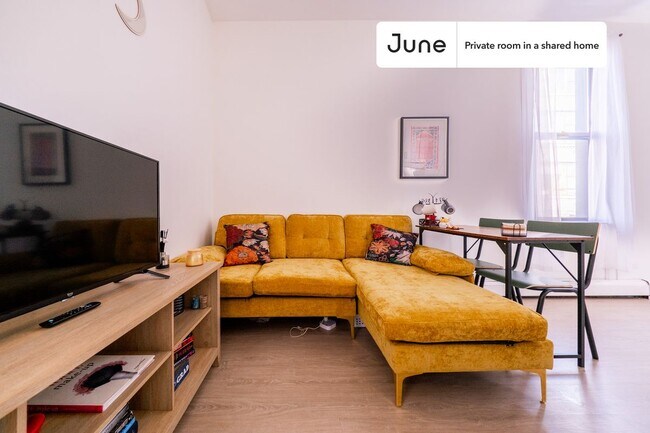 Foto del edificio - Room in Shared 2 bed/1 bath home in Bushwick