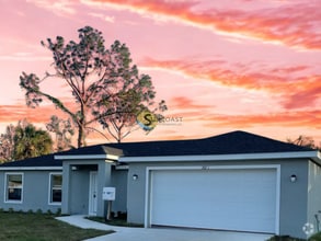 Building Photo - 20241 Peachland Blvd