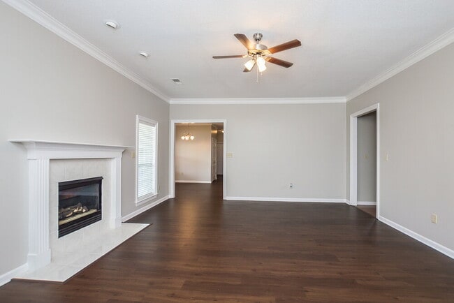 Building Photo - 13061 Sandbourne S