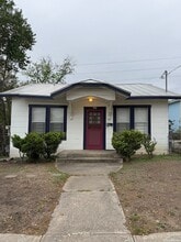 Building Photo - 901 Ripley Ave