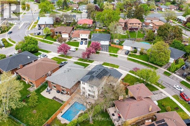 Building Photo - 130 Saturn Rd