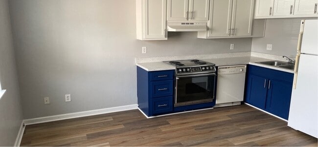 Foto del edificio - 1229 Continental Ct