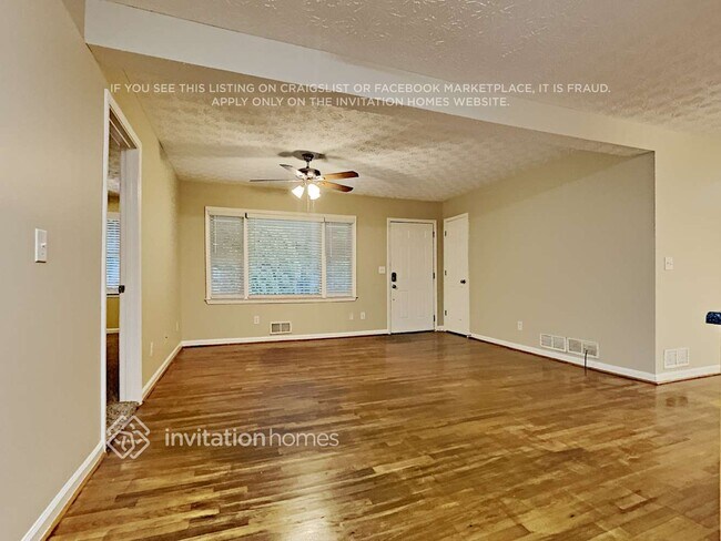 Foto del edificio - 258 Palms Ln SW