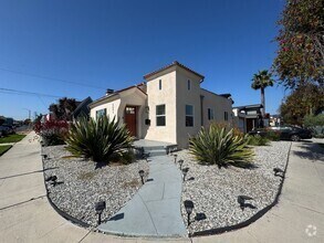 Building Photo - 6603 S St Andrews Pl