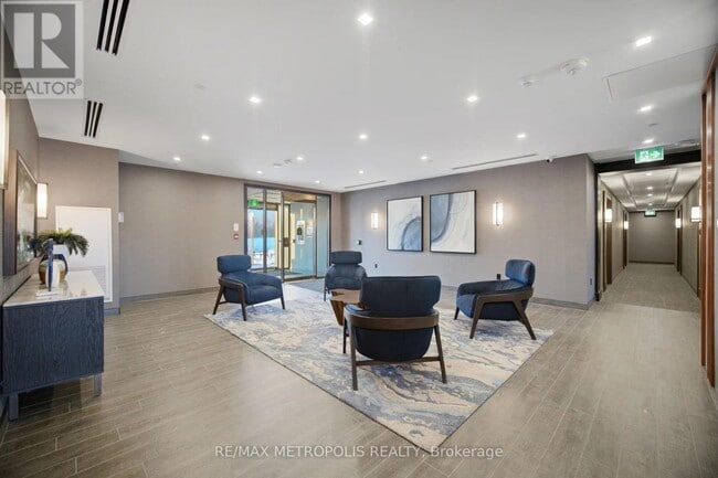 Photo du bâtiment - 460 Dundas St E