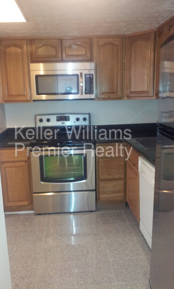 Building Photo - 5421 Worthington Forest Pl W