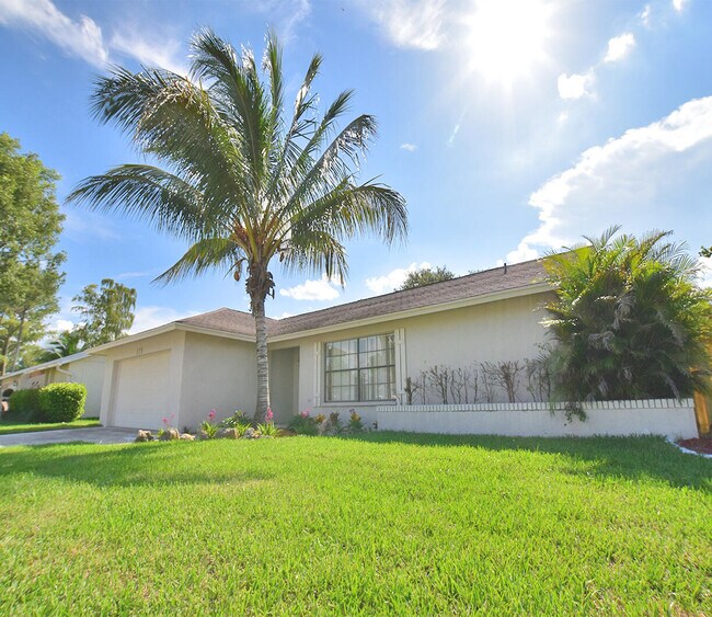 Foto del edificio - 174 Parkwood Dr