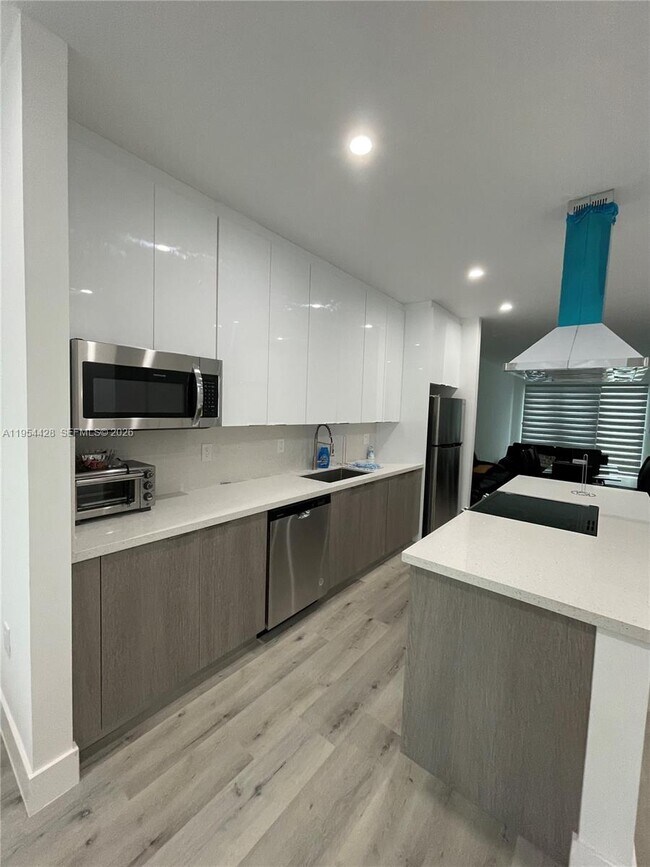 Foto del edificio - 16002 NW 38th Pl