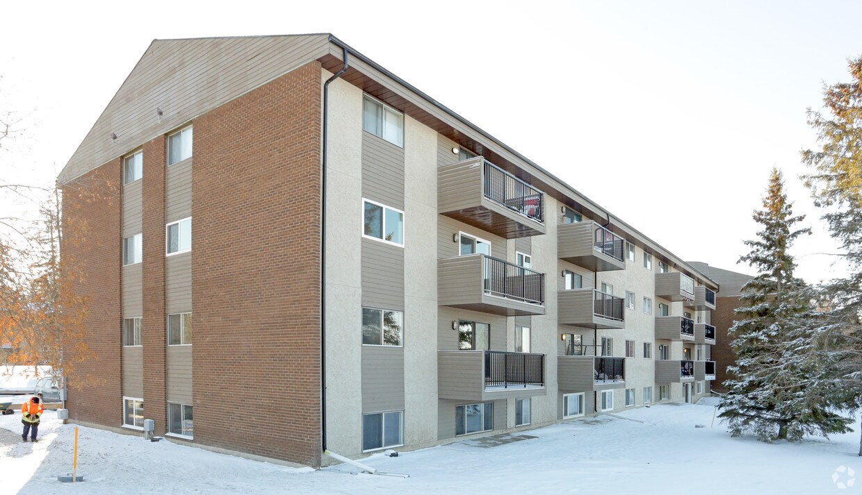 Springwood Place Apartments 799 Calahoo Rd Spruce Grove, AB