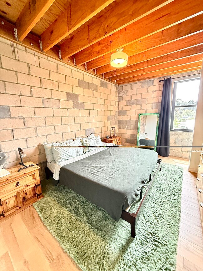 Foto del edificio - 1335 Churchill Rd