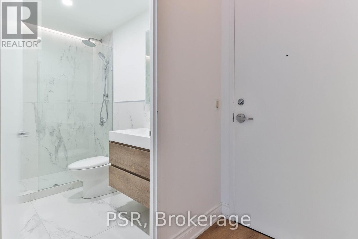Primary Photo - 333A-333 Adelaide St E
