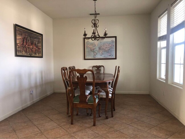 Foto del edificio - 10225 Blossom Ridge Dr