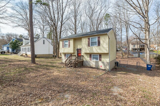 Foto del edificio - 3024 Tanya Terrace