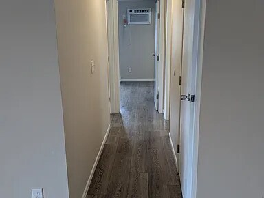 Building Photo - 5350 Camelot Dr